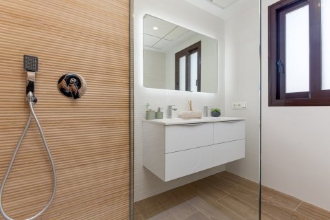 4 bedrooms Apartment in Long Dinh, Vietnam No. 84882 28