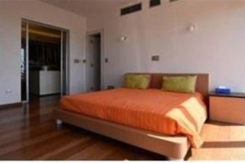 Вилла с 5 спальнями в Лимассол, Кипр №37905 9