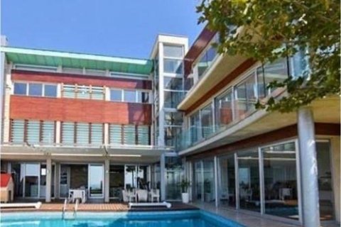 Вилла с 5 спальнями в Лимассол, Кипр №37905 2