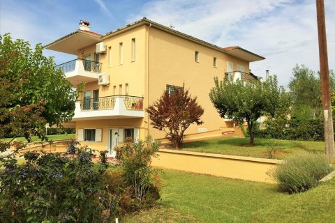 6 bedrooms House in Thermi, Greece No. 57870 4