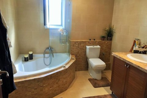 6 bedrooms House in Thermi, Greece No. 57870 15