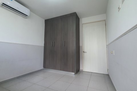 2 dormitorios Apartment en Panamá, Panama No. 128754 13