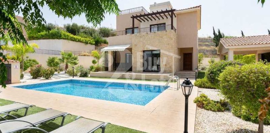 4 dormitorios Villa en Polis, Cyprus No. 80791