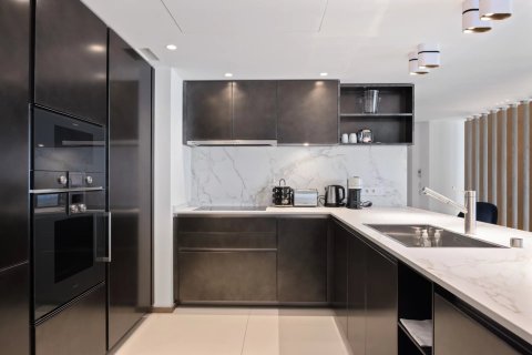 5 dormitorios Apartment en Cannes, France No. 68798 8