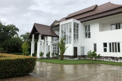 5 bedrooms House in Chiang Mai, Thailand No. 2549 8
