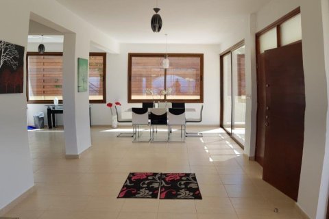 6 bedrooms Villa in Paphos, Cyprus No. 106102 2
