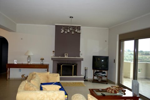 4 bedrooms House in Evrostina, Greece No. 58708 3