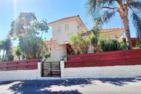 3 chambres House à Monagroulli, Cyprus No. 100579 3