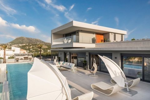 3 bedrooms Villa in Crete, Greece No. 52356 2
