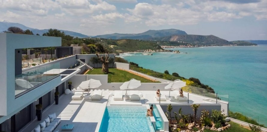 3 bedrooms Villa in Crete, Greece No. 52356