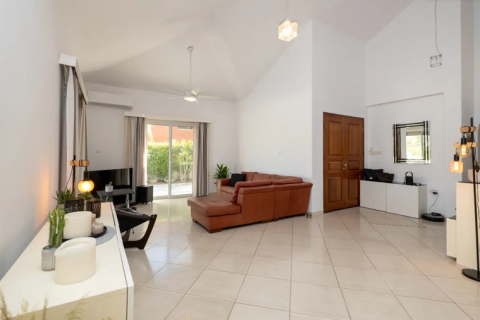 3 bedrooms House in Pyrgos, Cyprus No. 78365 5