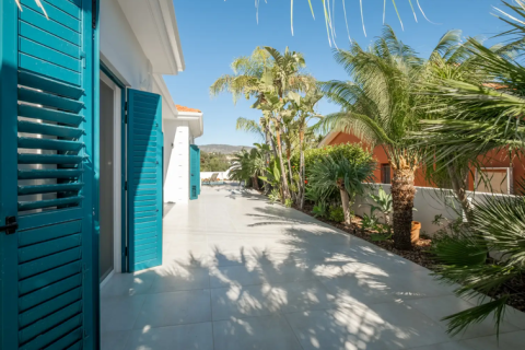 3 bedrooms House in Pyrgos, Cyprus No. 78365 3