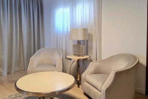 3 bedrooms Villa in Nicosia, Cyprus No. 78006 9