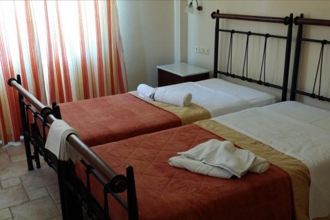 4 bedrooms Villa in Corfu, Greece No. 60333 12