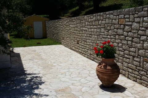 4 bedrooms Villa in Corfu, Greece No. 60333 5