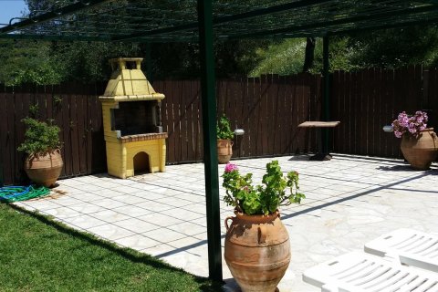 4 bedrooms Villa in Corfu, Greece No. 60333 3