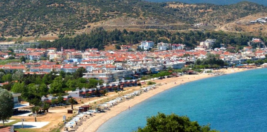 1800m² Land in Kavala, Greece No. 59032