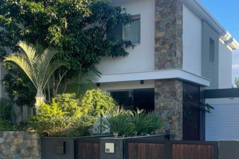 3 bedrooms House in Germasogeia, Cyprus No. 84077 1