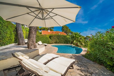 5 bedrooms Villa in Antibes, France No. 67306 5