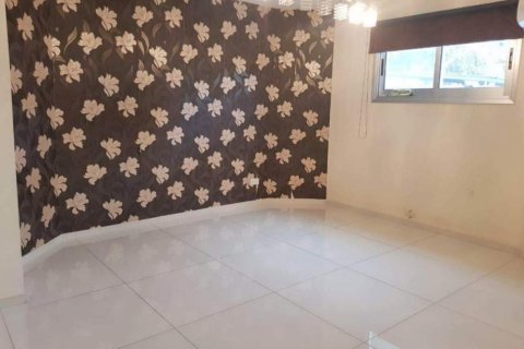 5 bedrooms Villa in Limassol, Cyprus No. 106023 5