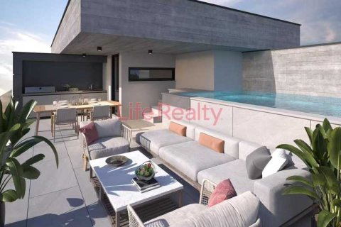 3 dormitorios Penthouse en Agios Georgios, Cyprus No. 101903 6