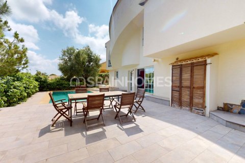 5 bedrooms Villa in Tan Binh, Vietnam No. 89788 13