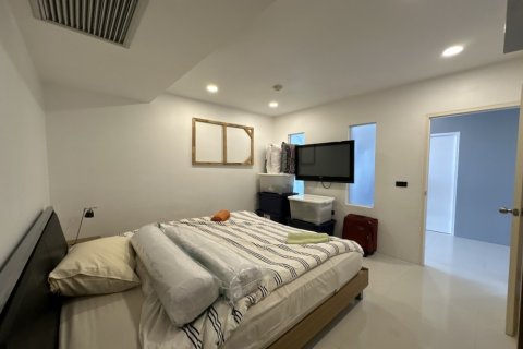 2 bedrooms Apartment in Karon, Thailand No. 97157 10