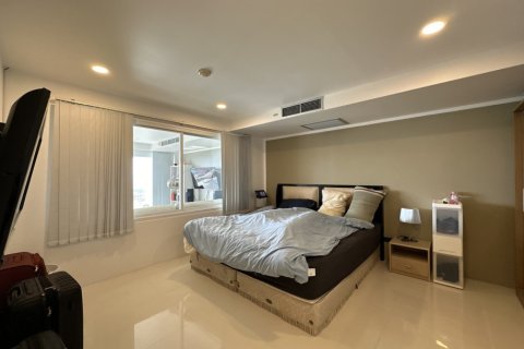 2 bedrooms Apartment in Karon, Thailand No. 97157 4