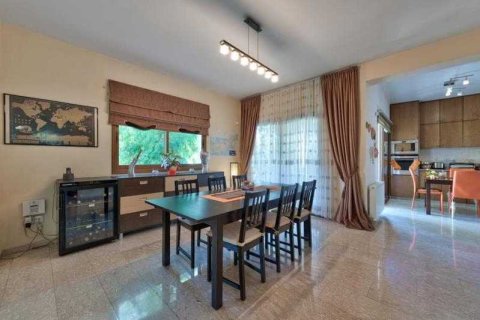 3 bedrooms House in Agios Athanasios, Cyprus No. 29320 10