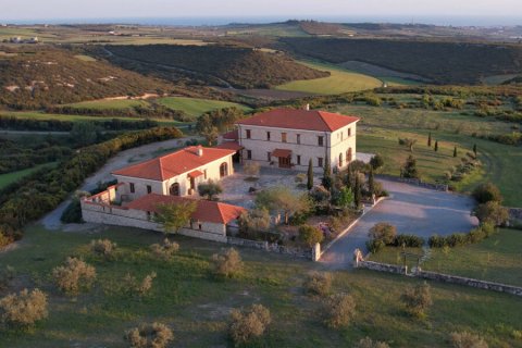 586m² Villa in Chalkidiki, Greece No. 108379 19