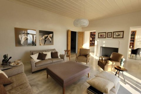 586m² Villa in Chalkidiki, Greece No. 108379 11