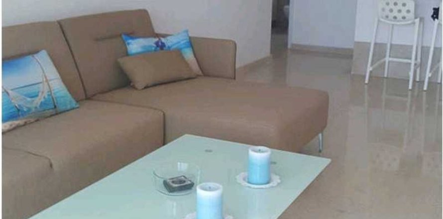 2 dormitorios Apartment en Agios Tychonas, Cyprus No. 32841