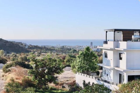 4 bedrooms Villa in Germasogeia, Cyprus No. 62496 13