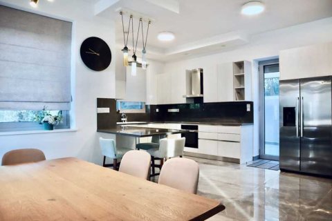 4 bedrooms Villa in Germasogeia, Cyprus No. 62496 17