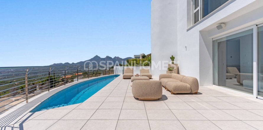 4 dormitorios Villa en Altea, Spain No. 78259