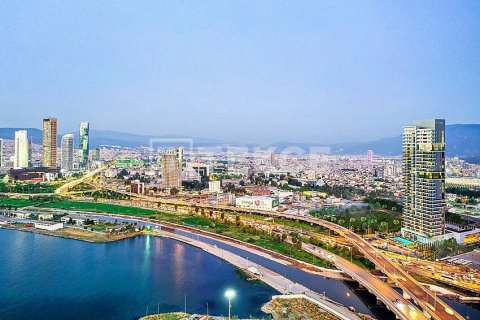 2 bedrooms Apartment in Izmir, Turkey No. 17662