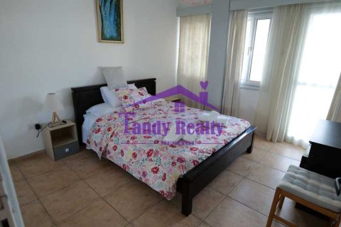 4 bedrooms Apartment in Larnaca, Cyprus No. 104043 10