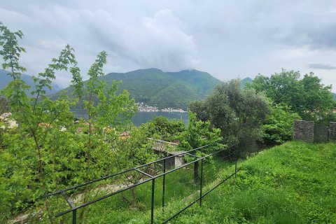 4 bedrooms House in Herceg Novi, Montenegro No. 104656 9