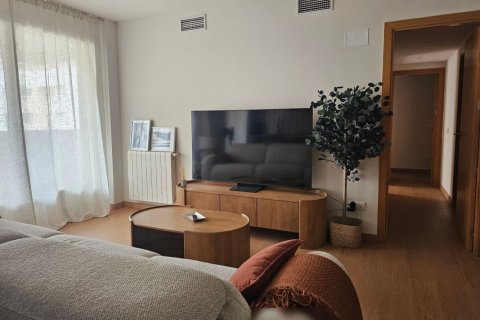 2 bedrooms Apartment in Madrid, Spain No. 126233 1