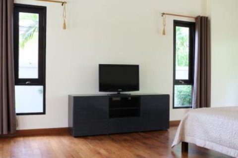 3 bedrooms Villa in Surat Thani, Thailand No. 95928 2