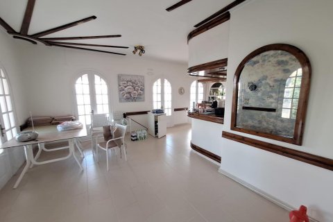 150m² House in Corfu, Greece No. 108053 7