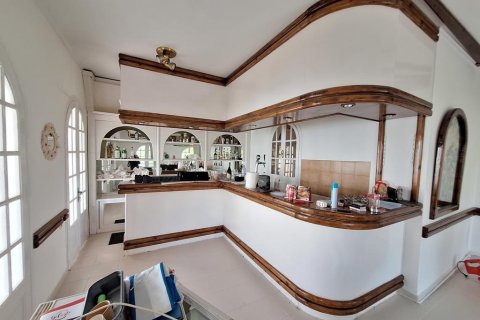 150m² House in Corfu, Greece No. 108053 4