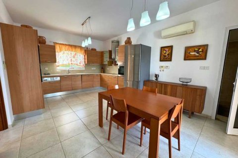 3 bedrooms Villa in Agios Tychonas, Cyprus No. 78330 13