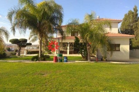 4 bedrooms House in Aradippou, Cyprus No. 82756 4