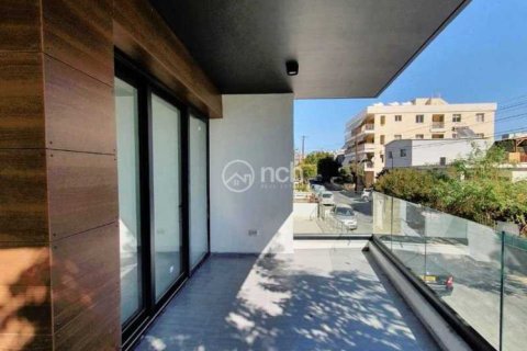 4 bedrooms Apartment in Limassol, Cyprus No. 41302 3