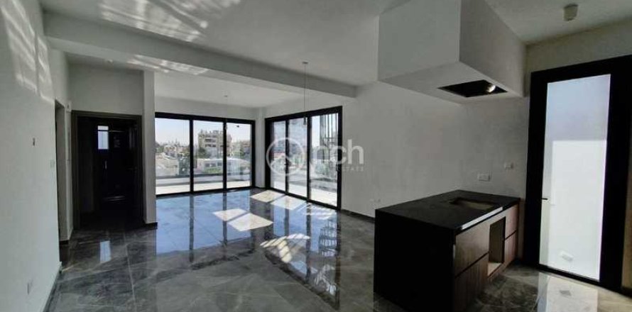 4 bedrooms Apartment in Limassol, Cyprus No. 41302