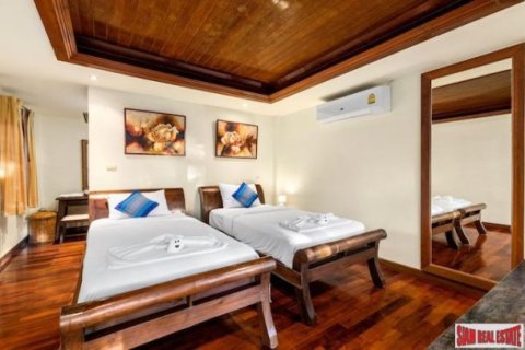 7 bedrooms Villa in Patong, Thailand No. 96288 3