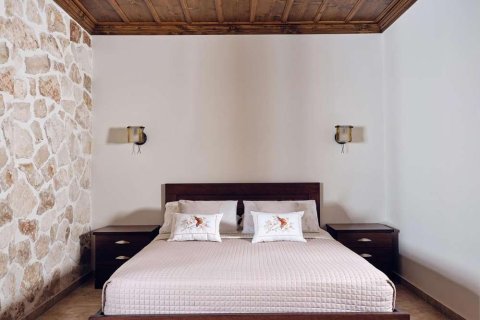 4 bedrooms House in Zakynthos, Greece No. 24721 12