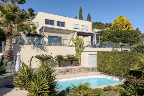4 dormitorios Apartment en La Colle-sur-Loup, France No. 80622 1