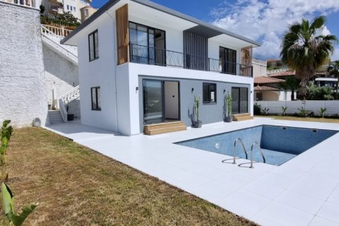 Вилла с 3 спальнями в Аланья, Турция №113962